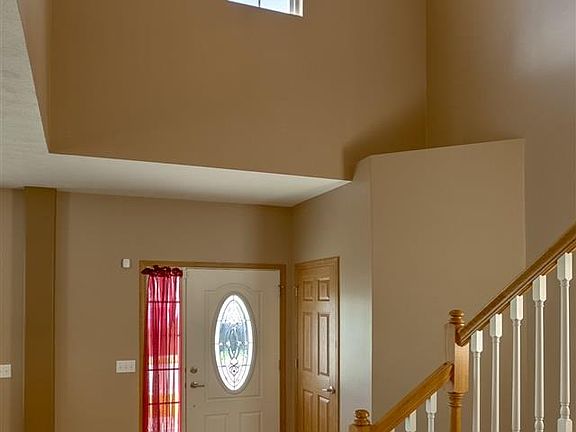 3rd image of 2110 Sand Hills Dr