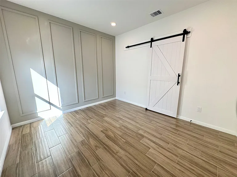 11555 Persimmon St — Photo 12