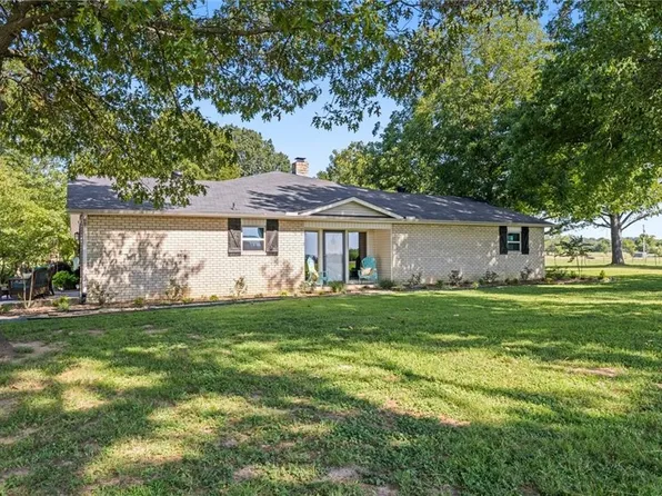 13386 Pete Lee Rd, Farmington, AR 72730