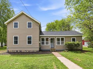 600 Royalton St, Waupaca, WI 54981