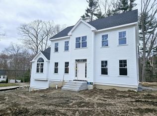 1-1A Flintlocke Ln, Medway, MA 02053