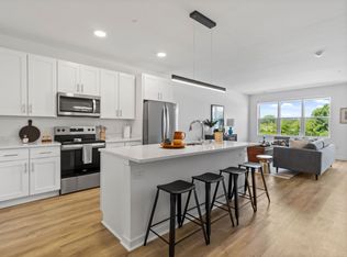 IVY Townhomes, Oak Creek, WI 53154