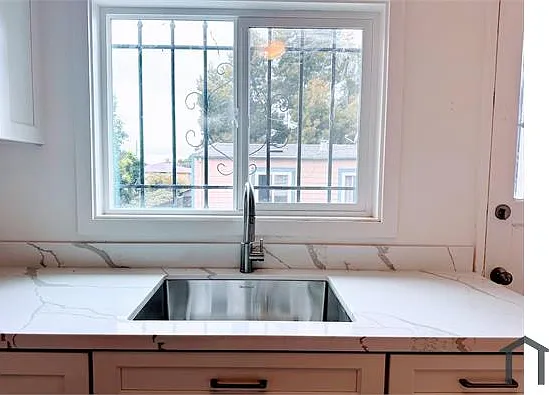 2 bed, 800 sqft, $1,995 — Photo 3