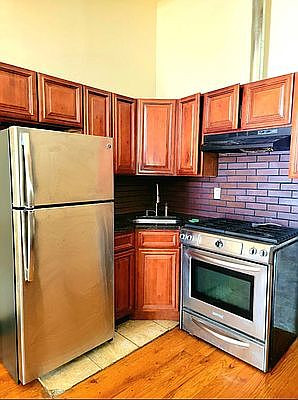 2nd image of 161 Stockholm St APT 3R