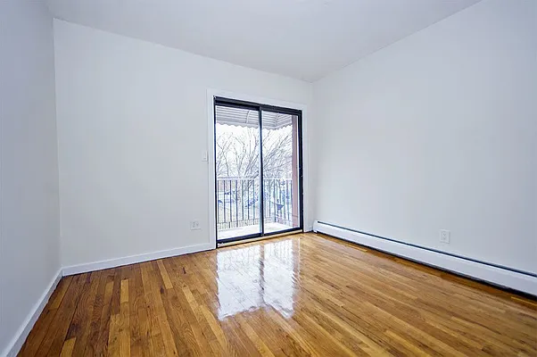 Rented by Lofts and Flats LLC | media 17