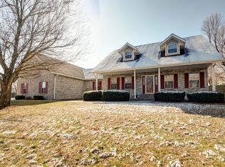 1108 Glen Oaks Dr, Nixa, MO 65714