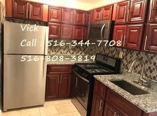 16820 88th Ave, Jamaica, NY 11432