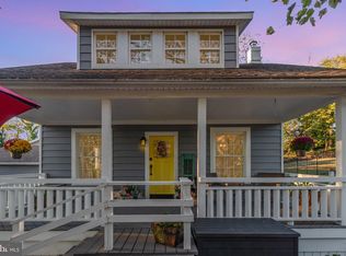 25 Creekside Dr, Enola, PA