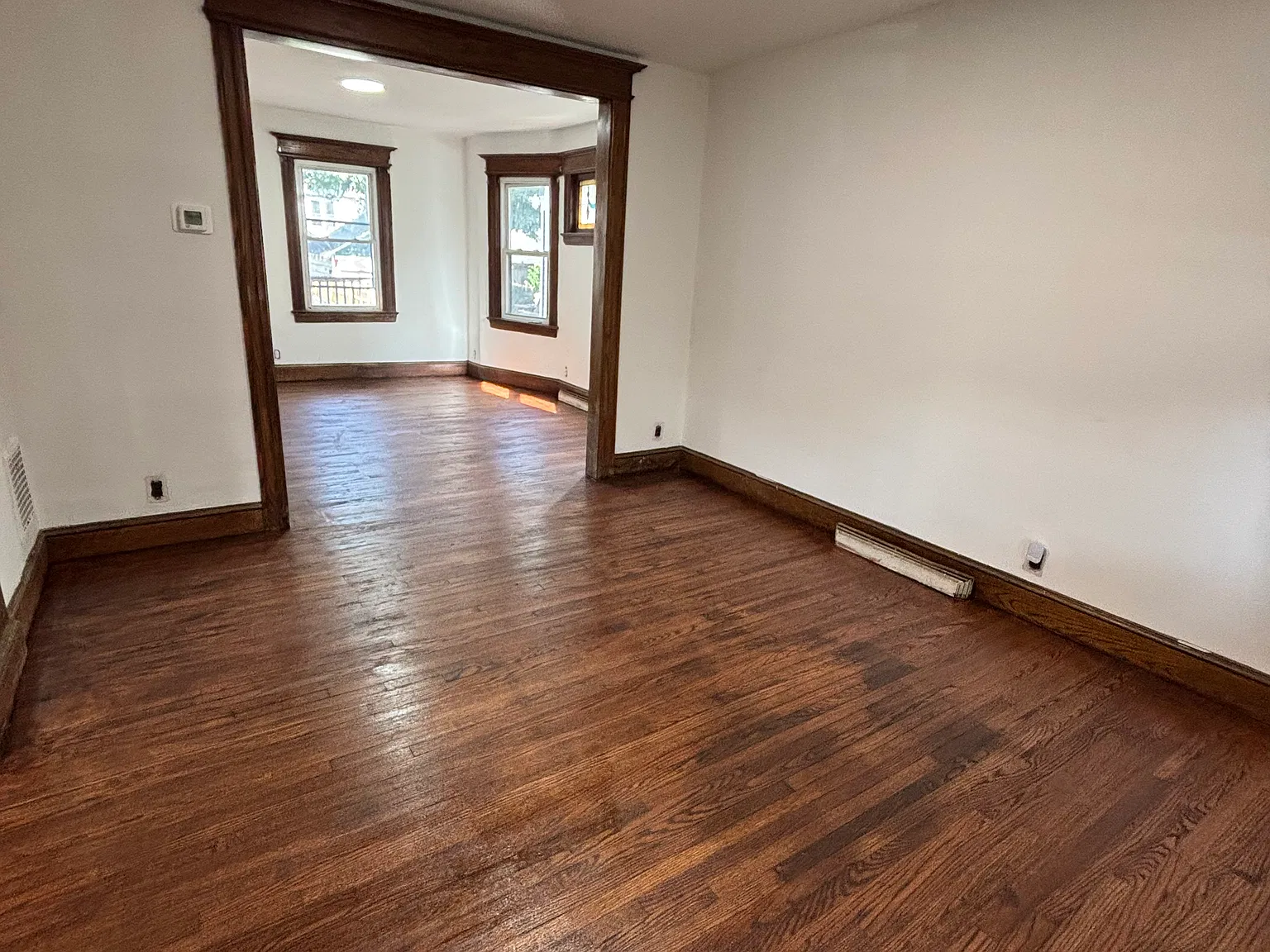 3 bed, 1200 sqft, $3,600 — Photo 3