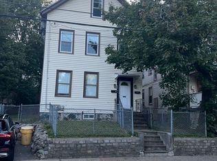 143 Poplar St FLOOR 2, Roslindale, MA 02131