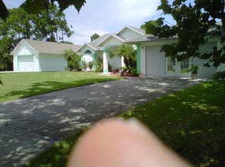1006 Persian Ln, Sebastian, FL 32958