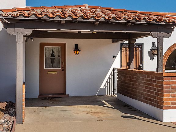 3rd image of 514 W Esperanza Blvd
