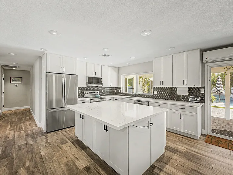 5017 E Acoma Dr — Photo 17