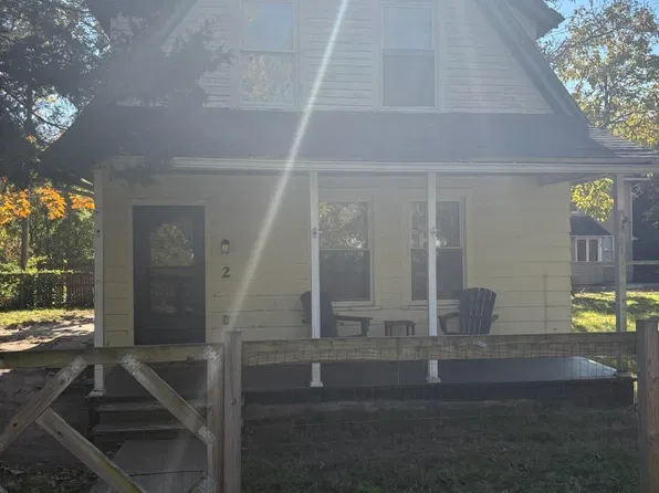 2 Lafayette Ave, Mays Landing, NJ 08330