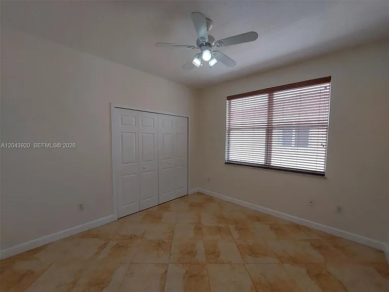 5350 SW 130th Ter #5350 — Photo 25