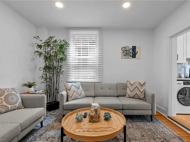 13 Sherman St #1 — Photo 9