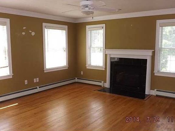 3rd image of 333 North St Unit 1