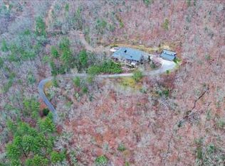 345 Ladyslipper Ln, Brasstown, NC 28902