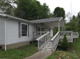 120 Summers Rd, Marietta, OH 45750