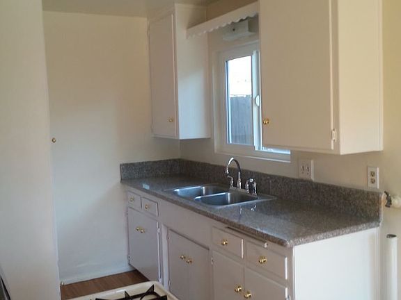 2nd image of 282 Elder Ave