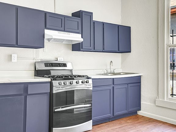 3rd image of 1021 Myrtle Ave #2