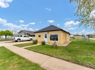 837 W Main St S, Redcliff, AB T0J2P0