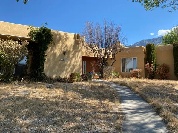 12209 Oakland Ave NE, Albuquerque, NM 87122