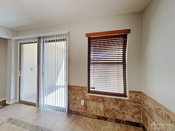 4th image of 33037 N Quarry Hills Dr