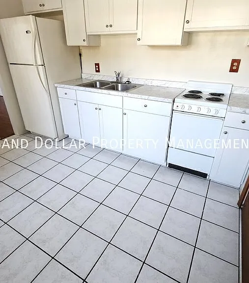 622 E Rich Ave — Photo 2