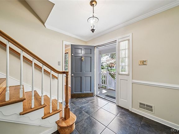 4th image of 2021 Gateshead Dr