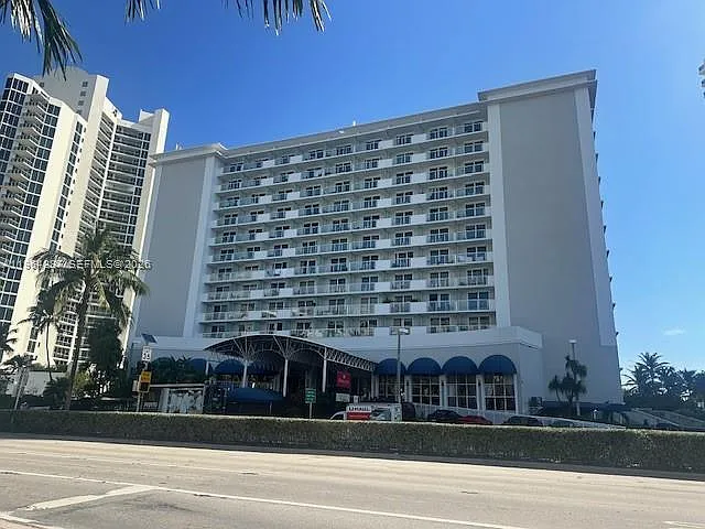 19201 Collins Ave #1044 — Photo 11