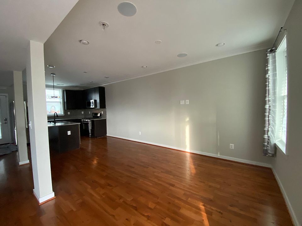 LIVING/ DINING ROOM/KITCHEN