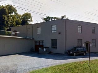 2202 Hollins Mill Rd, Lynchburg, VA 24503