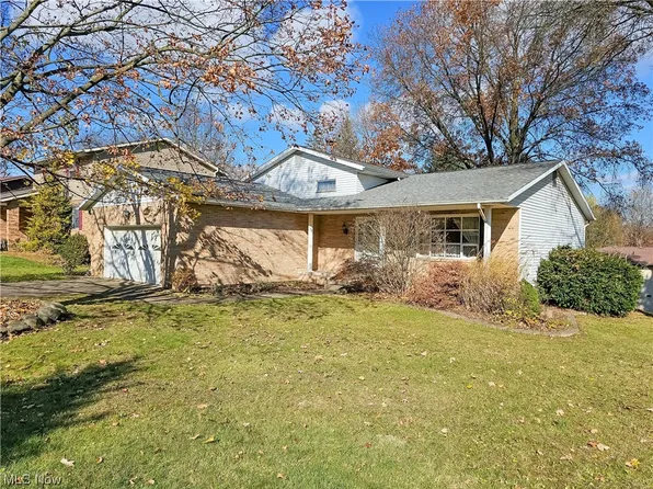 2964 Bridgton St NW, Massillon, OH 44646