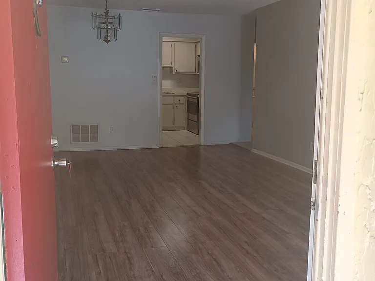 7523 Dolonita Dr — Photo 2