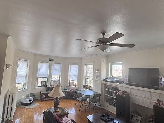 2nd image of 4831 S Washtenaw Ave #2645-47