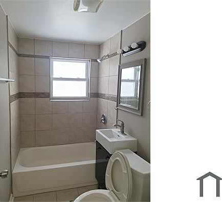 5th image of 9636 S Crandon Ave