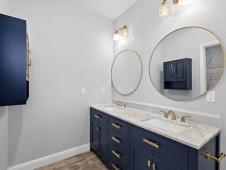 1132 Chancery Way — Photo 37