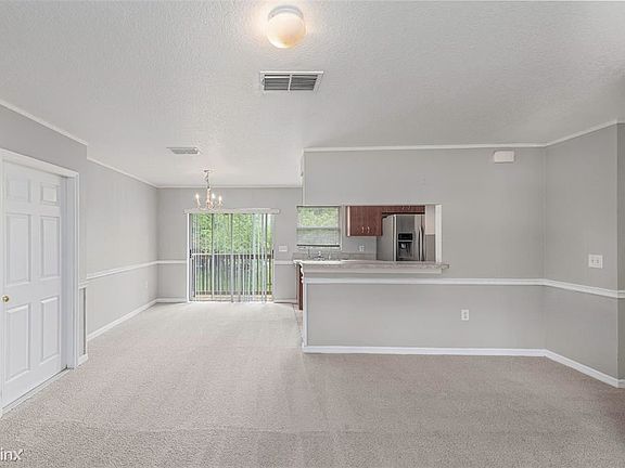 4th image of 9604 E Sligh Ave