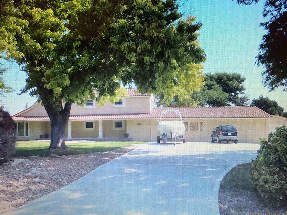 1st image of 300 N Eagle Ave
