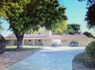 300 N Eagle Ave, Dighton, KS 67839