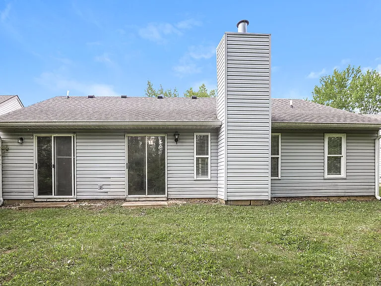 1947 Mare Ave — Photo 16