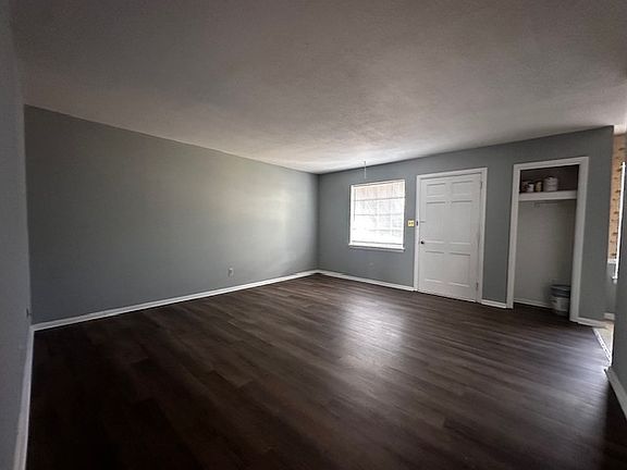 3rd image of 3818 Country Club Rd APT F