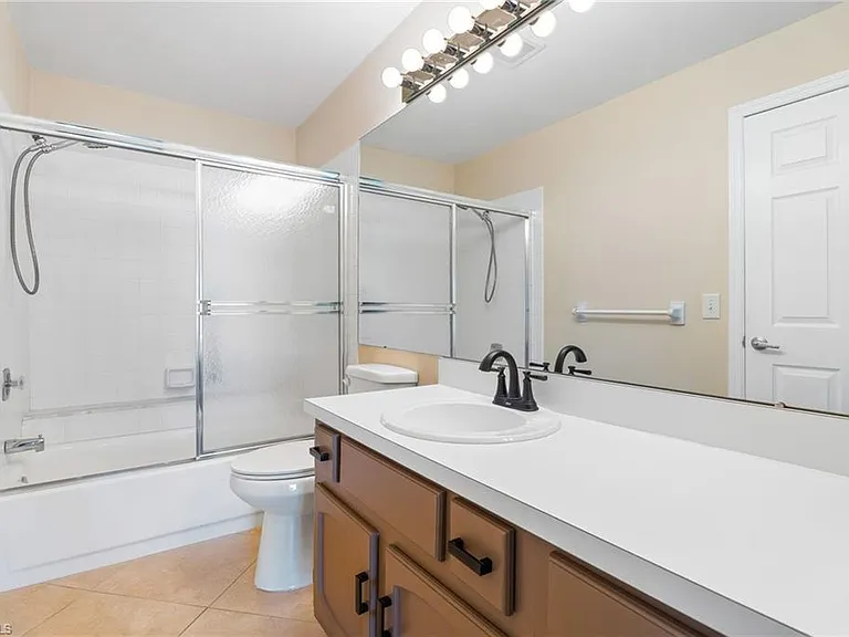 1784 Augusta Dr #202 — Photo 22