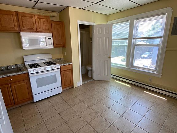 5th image of 270 West Ave #2F