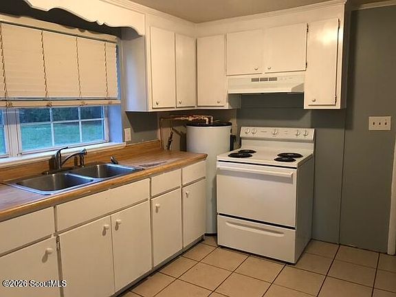 4th image of 310 Washington Ave