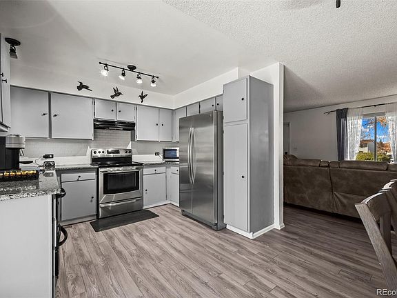 3rd image of 16895 E Navarro Drive