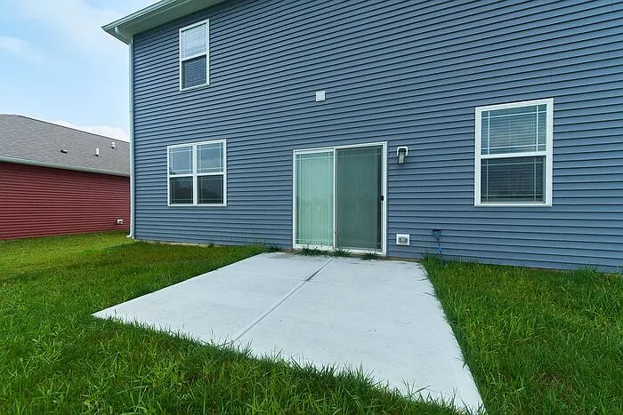 7226 Griffon Ln — Photo 27