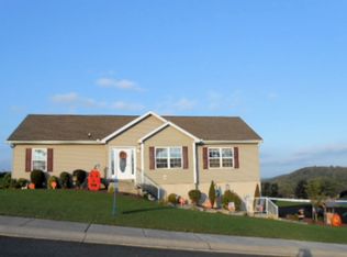 103 Hillside Vista Dr, Pine Grove, PA 17963