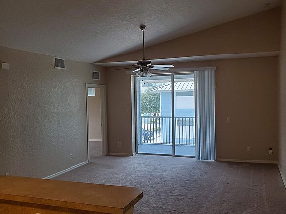 4th image of 1040 Hancock Creek South Blvd APT 202